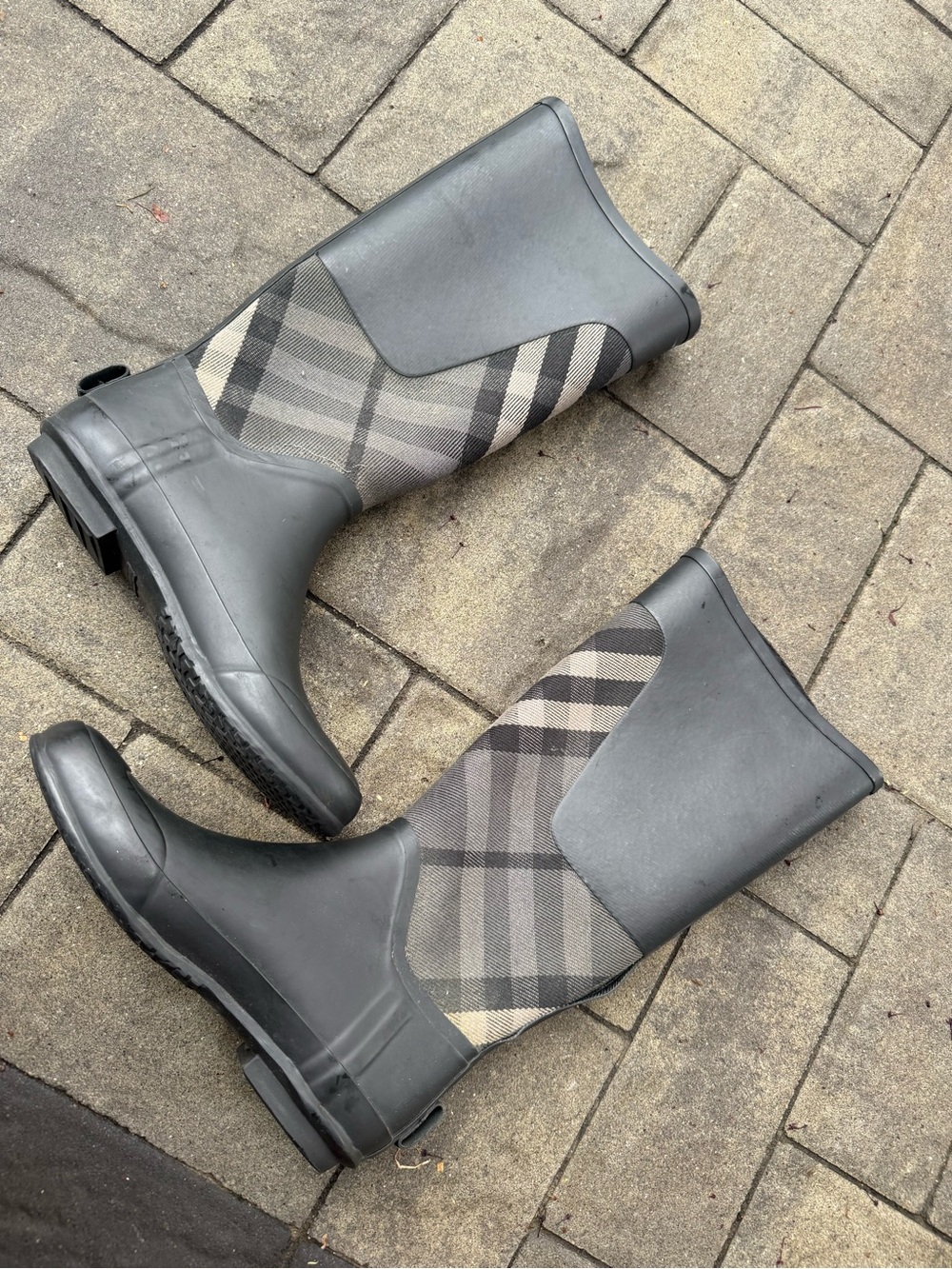 Burberry Gray Plaid Rain Boots - Picture 2 of 3